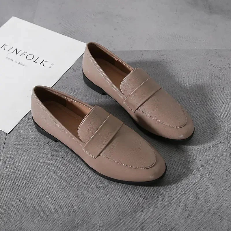 British Women's One-Foot Love Flat Shoes Valberrys