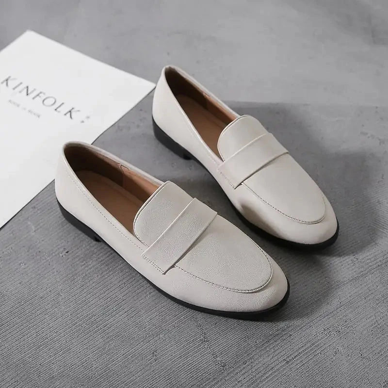 British Women's One-Foot Love Flat Shoes Valberrys